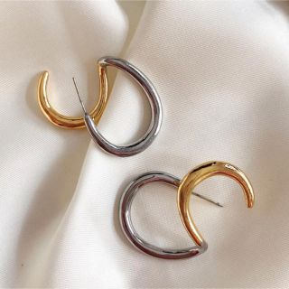 ドゥーズィエムクラス(DEUXIEME CLASSE)のdouble circle pierce(ピアス)