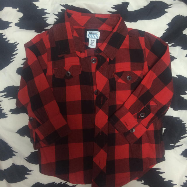 Old Navy(オールドネイビー)のOLD NAVY チェックシャツ キッズ/ベビー/マタニティのキッズ服男の子用(90cm~)(Tシャツ/カットソー)の商品写真