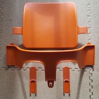 ストッケ(Stokke)のトリップトラップ ベビーセット オレンジ(その他)