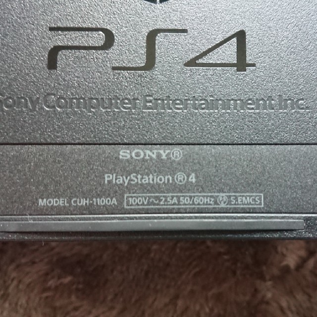 PS4本体+おまけ付き 1