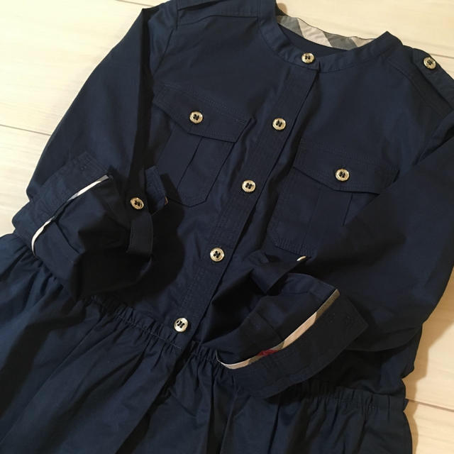 BURBERRY(バーバリー)の【新品】BURBERRY CHILDREN ネイビー ワンピース 6Y 116㎝ キッズ/ベビー/マタニティのキッズ服女の子用(90cm~)(ワンピース)の商品写真