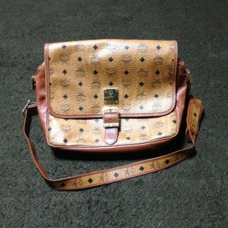 エムシーエム(MCM)のMCM ショルダーバッグ(ショルダーバッグ)