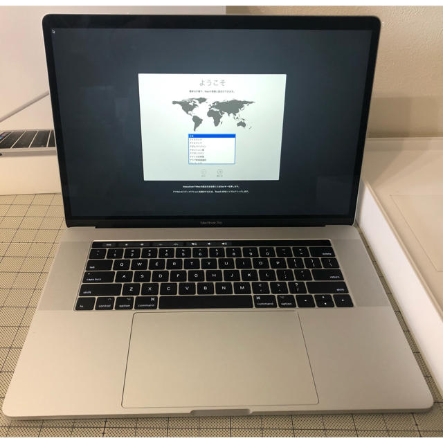 最終値下げ 2017 Pro MacBook ディスプレイ新品 - Apple 15