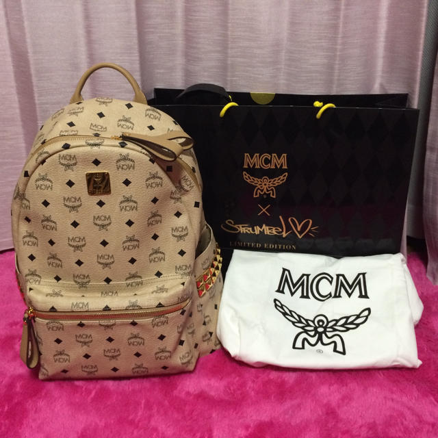 MCM リュック ベージュ