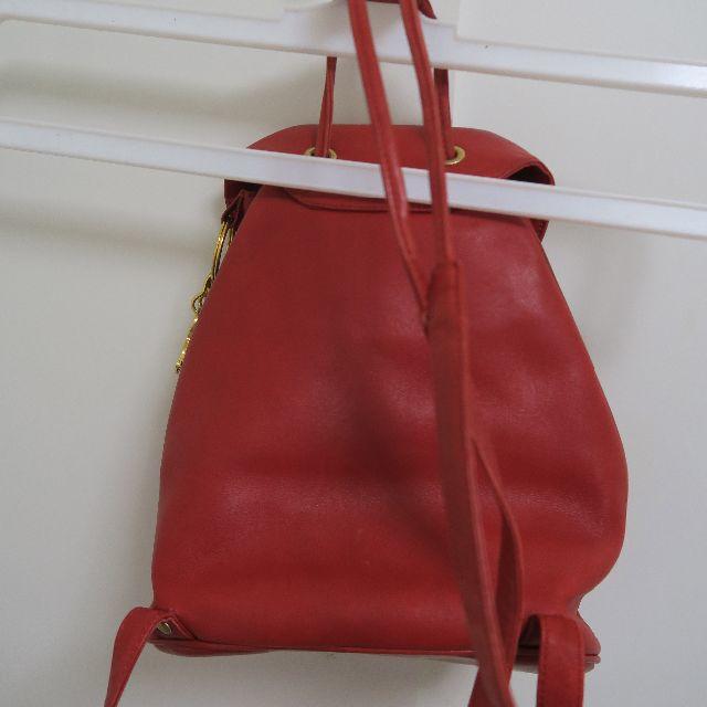 Christian Dior(クリスチャンディオール)のChristian Dior 赤　バッグ レディースのバッグ(リュック/バックパック)の商品写真
