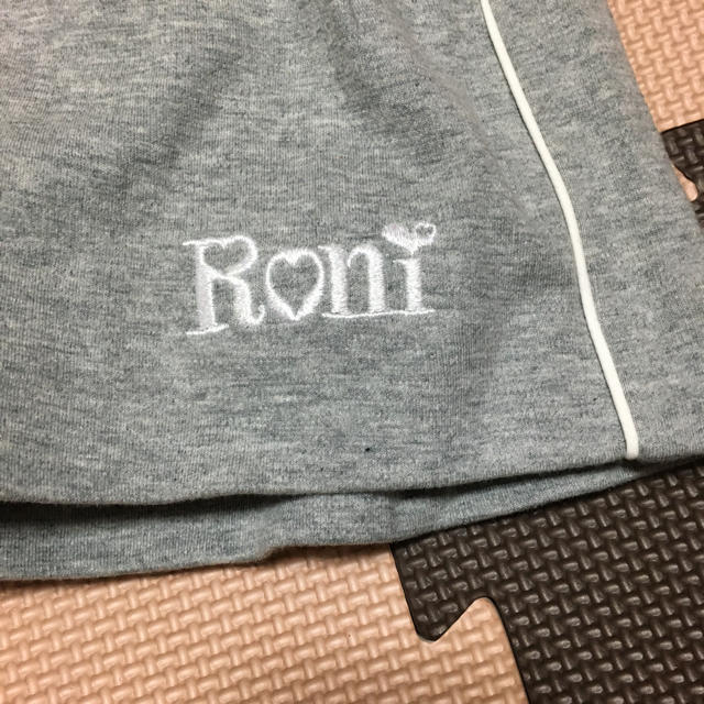 RONI(ロニィ)の新品タグ付き🌸RONI🌸ギャザースカート🌸Lグレー キッズ/ベビー/マタニティのキッズ服女の子用(90cm~)(スカート)の商品写真