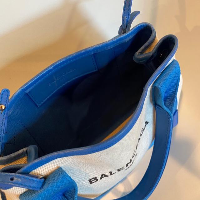 BALENCIAGA BAG(バレンシアガバッグ)のバレンシアガ　カバスXS キャンバスショルダー レディースのバッグ(ショルダーバッグ)の商品写真