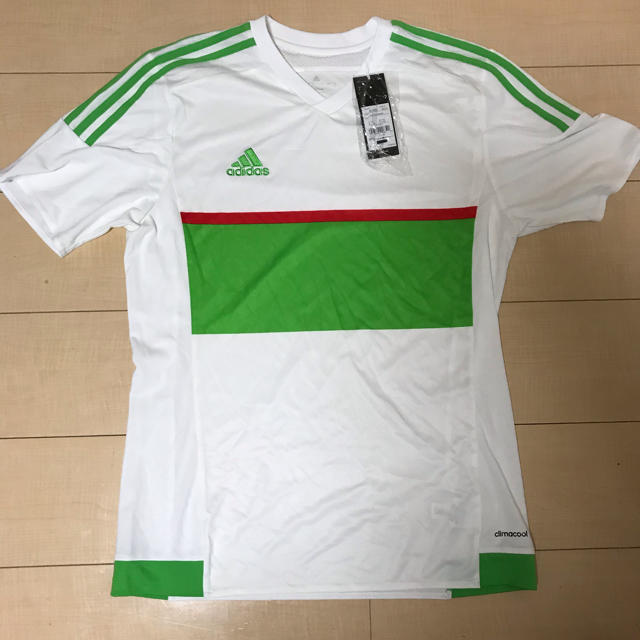 adidas(アディダス)のユニフォーム　adidas スポーツ/アウトドアのサッカー/フットサル(ウェア)の商品写真