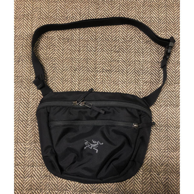 ARC'TERYX(アークテリクス)のアークテリクス ウエストバッグ マカ MAKA 2 ブラック レディースのバッグ(ボディバッグ/ウエストポーチ)の商品写真