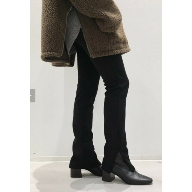 L'Appartement DEUXIEME CLASSE(アパルトモンドゥーズィエムクラス)のL'Appartement  Wool Zip Leggings ブラック レディースのレッグウェア(レギンス/スパッツ)の商品写真