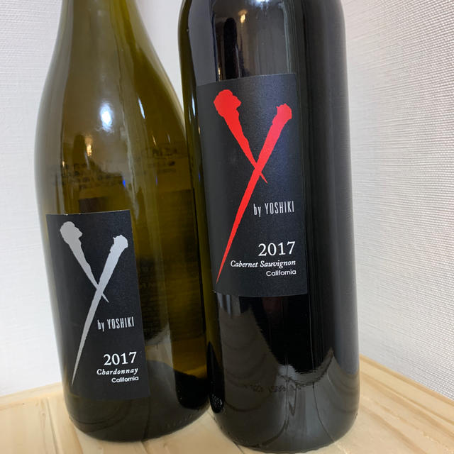 Yby YOSHIKIワイバイヨシキ2017  赤白セット 食品/飲料/酒の酒(ワイン)の商品写真
