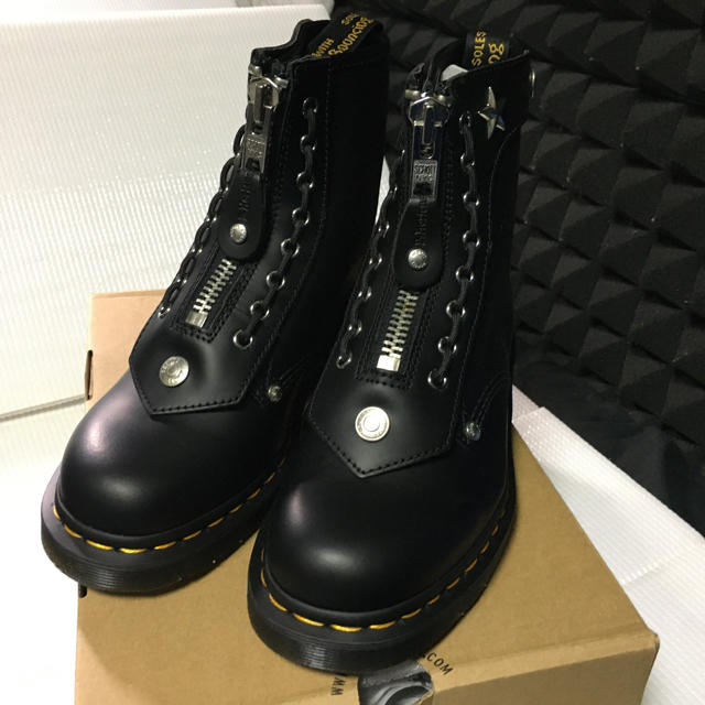 Dr.Martens(ドクターマーチン)のDr.Martens SCHOTT 限定コラボ 1460 8ホール メンズの靴/シューズ(ブーツ)の商品写真