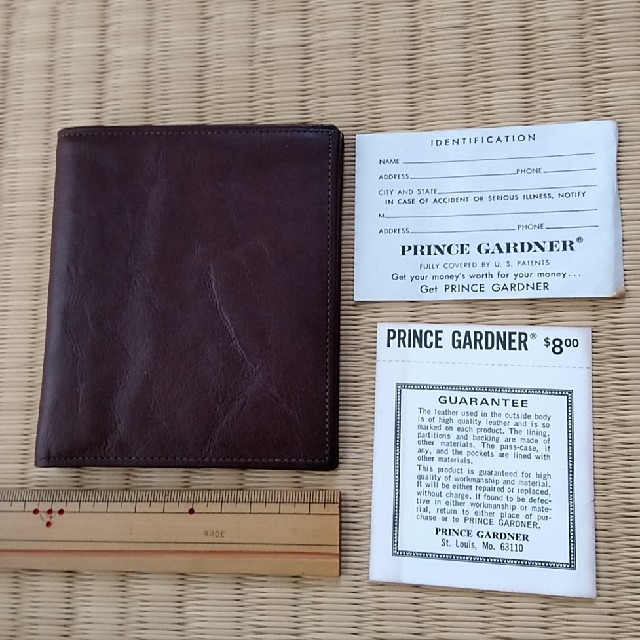 二つ折財布　ワインレッド メンズのファッション小物(折り財布)の商品写真