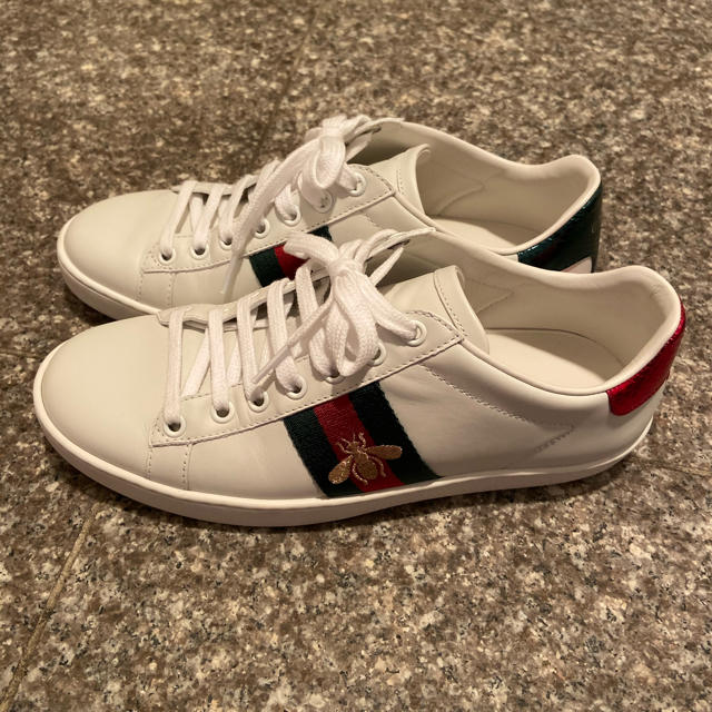 エルメス 財布 偽物 見分け方 996 - Gucci - GUCCIグッチ　スニーカーBEEの通販 by MERU