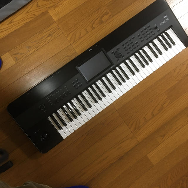 KORG KROME 61 61鍵 キーボードシンセサイザー-