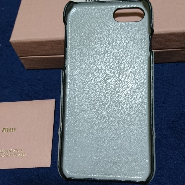 miumiu(ミュウミュウ)のMIuMIu スマホケース iphone7 専用 レディースのファッション小物(その他)の商品写真