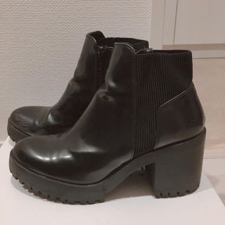 ザラ(ZARA)のZARA ブーツ　38 売り切り希望(ブーツ)