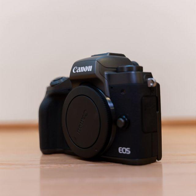 ミラーレス一眼Canon EOS M5 本体 良品　キヤノン