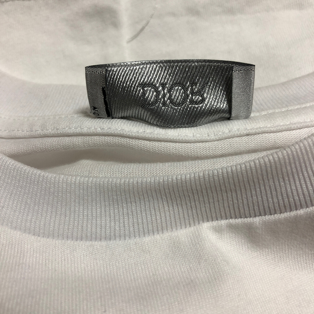 Dior(ディオール)のDIOR KAWS コラボtee size M メンズのトップス(Tシャツ/カットソー(半袖/袖なし))の商品写真