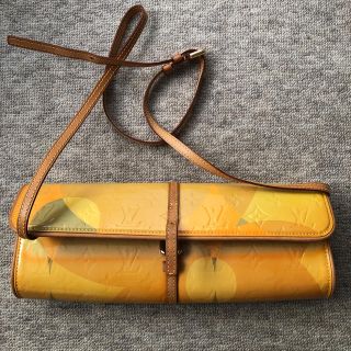 ルイ・ヴィトン(Louis Vuitton) モノグラム・ヴェルニ・フルール