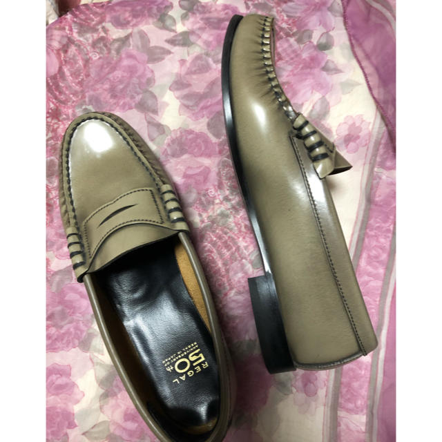 REGAL(リーガル)のリーガル50周年　ローファー（グレー） レディースの靴/シューズ(ローファー/革靴)の商品写真