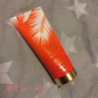 ヴィクトリアズシークレット(Victoria's Secret)の【Victria's Seacret】ハンド&ボディークリーム【美品】(ボディローション/ミルク)