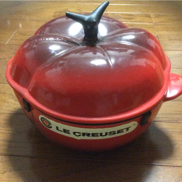 ル・クルーゼ　トマト型鍋　未使用