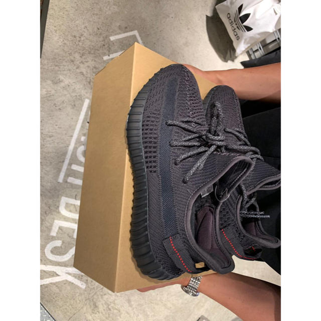 yeezy boost 350 v2 black 27cm