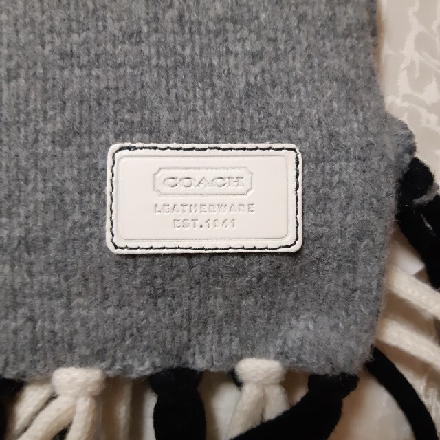 COACH(コーチ)のsatoさん専用　コーチマフラー　未使用品 メンズのファッション小物(マフラー)の商品写真