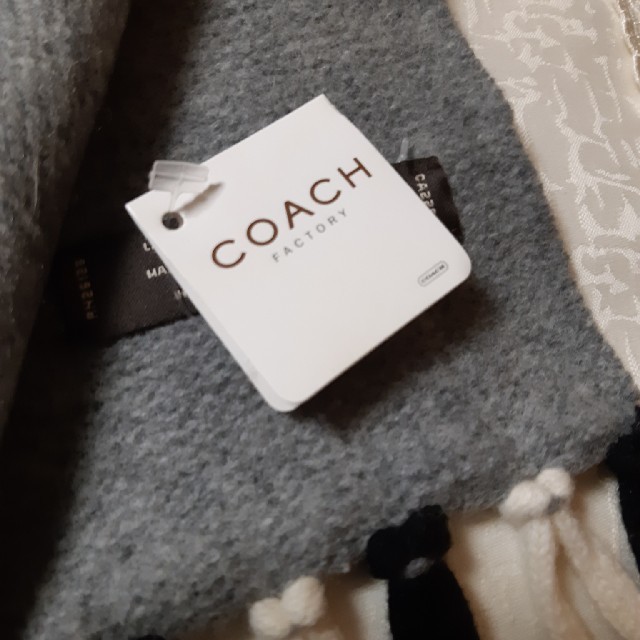 COACH(コーチ)のsatoさん専用　コーチマフラー　未使用品 メンズのファッション小物(マフラー)の商品写真