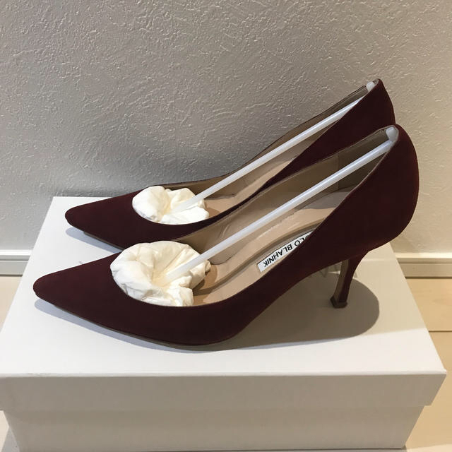 MANOLO BLAHNIK(マノロブラニク)のCP様マノロブラニク  キエッタ　ボルドー37.5 レディースの靴/シューズ(ハイヒール/パンプス)の商品写真