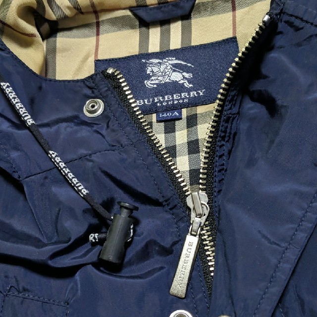 BURBERRY(バーバリー)の140 ウィンドブレーカー ジャンバー ナイロンジャケット バーバリーロンドン キッズ/ベビー/マタニティのキッズ服男の子用(90cm~)(ジャケット/上着)の商品写真