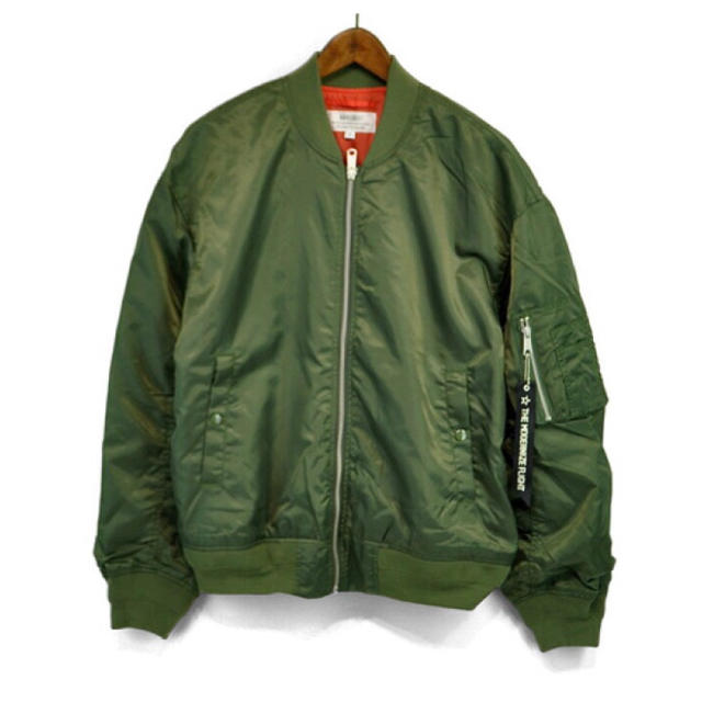 Baycrest Ma 1 バックプリント 袖ライン フライトジャケットmの通販 By イチロー鈴木 S Shop ラクマ Baycrest Ma 1 バックプリント 袖ライン フライトジャケットmの通販 By イチロー鈴木 S Shop ラクマ