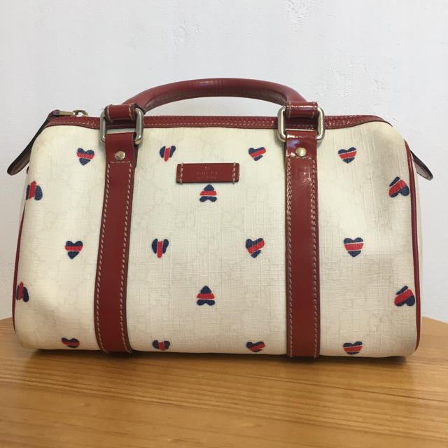 Gucci - 激レア!ハート柄GUCCIミニバッグ♡の通販 by うしこ3104's shop