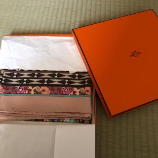 Hermes - 未使用 レア HERMES スカーフ カレ 90 風の足蹠を持つ女の