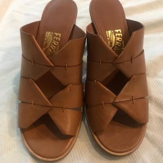 サルヴァトーレフェラガモ(Salvatore Ferragamo)のSalvatore Ferragamo サンダル(サンダル)