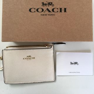 コーチ(COACH)の新品未使用　コーチ　定期入れ(パスケース/IDカードホルダー)