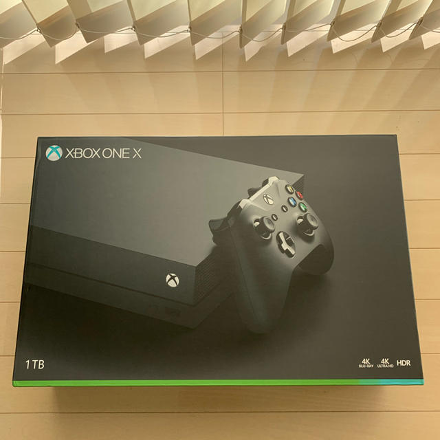 美品 XBOX ONE X