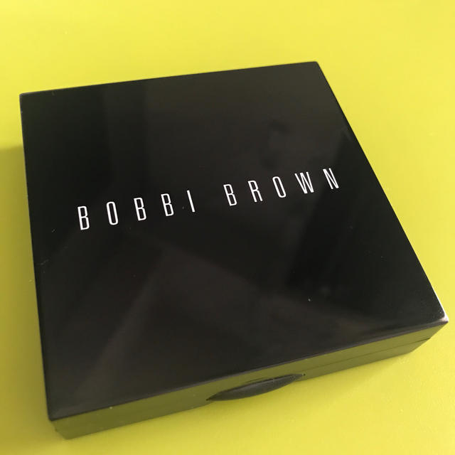 BOBBI BROWN(ボビイブラウン)のハイライト コスメ/美容のベースメイク/化粧品(フェイスパウダー)の商品写真