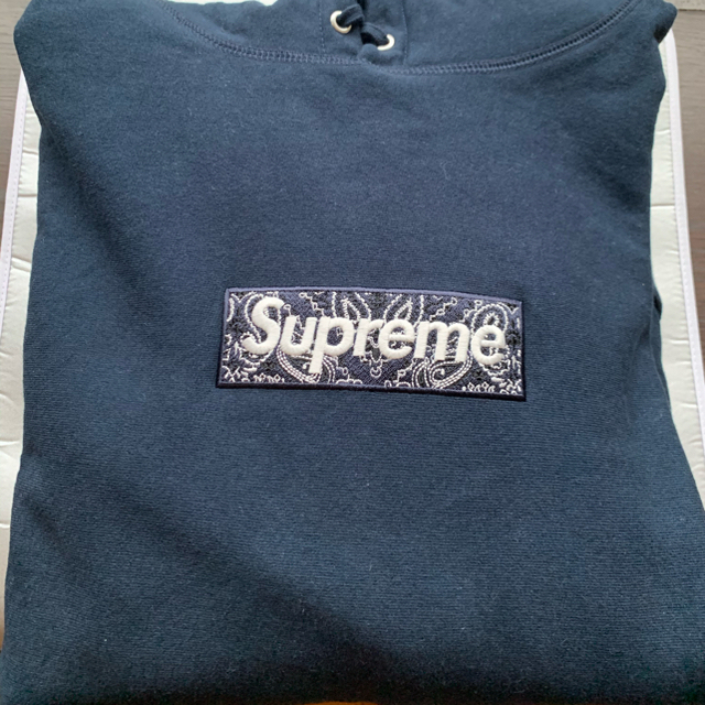 海外限定】 supreme ボックスロゴ バンダナ ペイズリー柄 XL パーカー