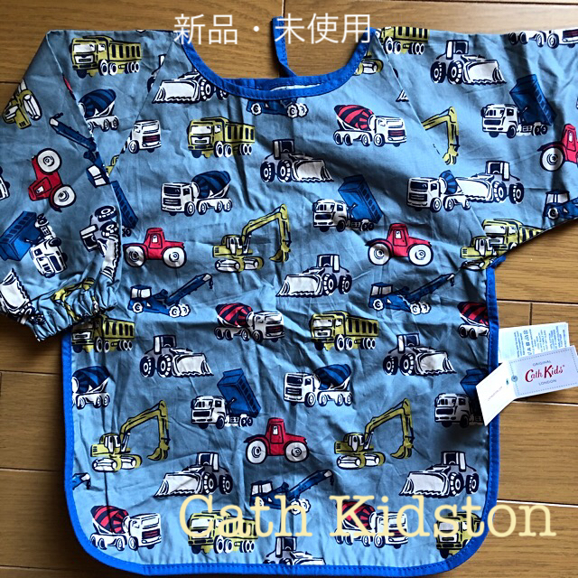 Cath Kidston(キャスキッドソン)の【新品・未使用】Cath Kidston キッズエプロン キッズ/ベビー/マタニティのこども用ファッション小物(その他)の商品写真