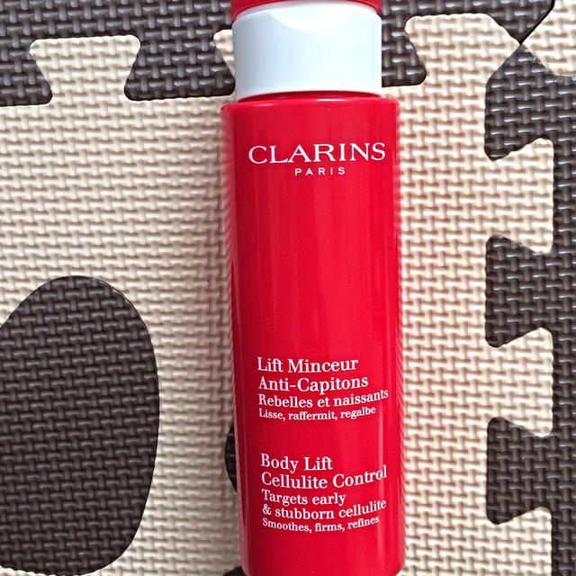 CLARINS(クラランス)のお買得！クラランス♡美脚クリーム♡ コスメ/美容のボディケア(ボディクリーム)の商品写真