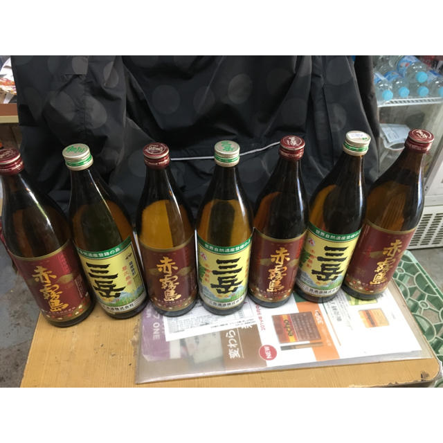 三岳、赤霧島7本セット25度 900ml鹿児島県 三岳酒造謹製  食品/飲料/酒の酒(焼酎)の商品写真