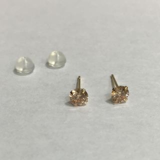 K18ピアス　キュービックジルコニア（シャンパンゴールド）(ピアス)