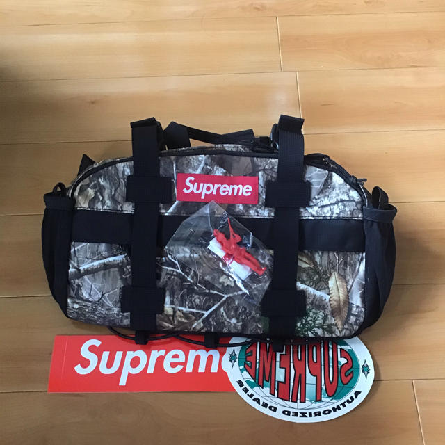 Supreme(シュプリーム)の新品　supreme  2019 ウエストバッグ　ウエストポーチ　シュプリーム メンズのバッグ(ボディーバッグ)の商品写真