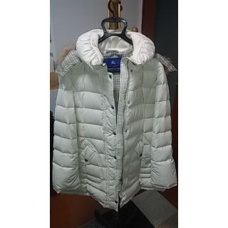 BURBERRY BLUE LABEL(ダウンコート ・ ホワイト/白色系)の BURBERRY BLUE LABEL(ダウンコート ・ ホワイト/白色系)の