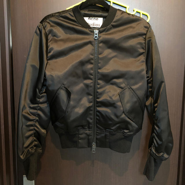 買う (お値下げしました) MA-1 ブルゾン ジャケットacne studios