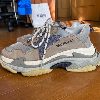 バレンシアガ(Balenciaga)のBALENCIAGA triples グレー　43(スニーカー)