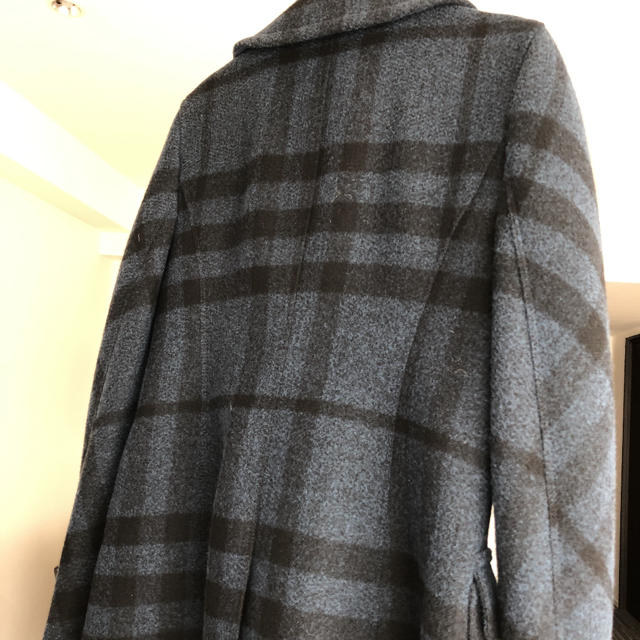 BURBERRY(バーバリー)の美品 Burberry コート レディースのジャケット/アウター(ピーコート)の商品写真