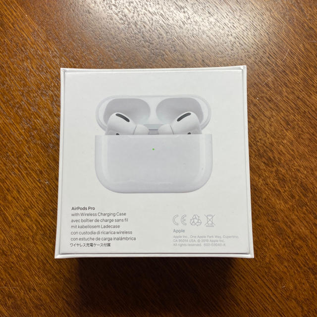 AirPods Pro MWP22J/A Apple 1